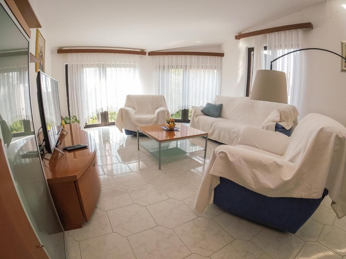 Apartment Maja เมดูลิน ภายนอก รูปภาพ